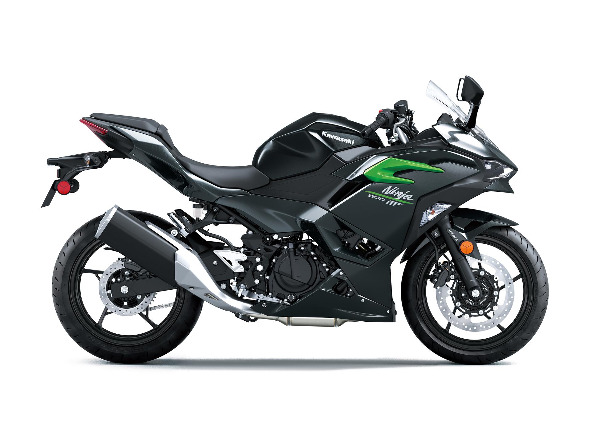 Ninja 500 2025 — vista lateral derecha