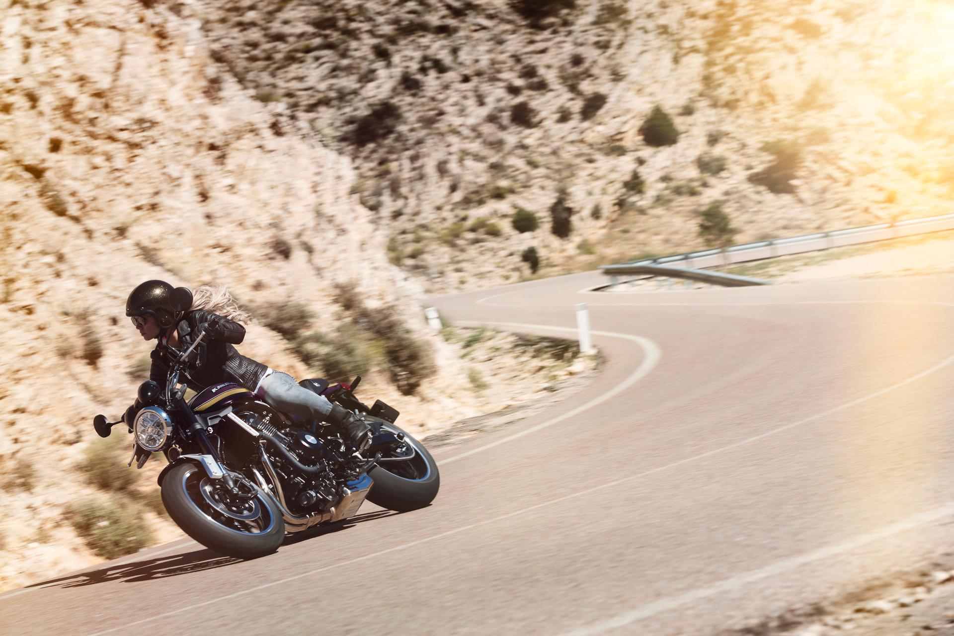Z900RS A2 — lateral izquierdo detalle