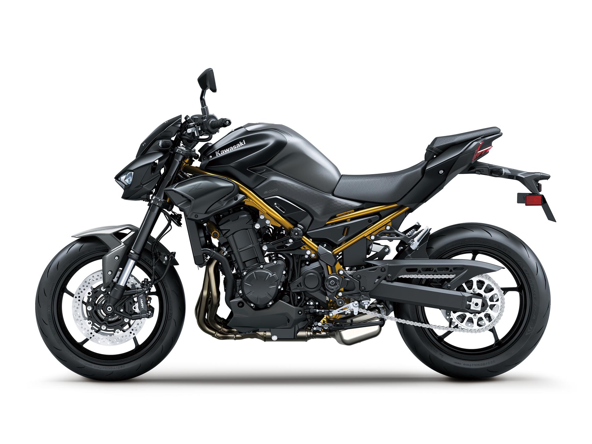Z900 2026 — vista lateral izquierda