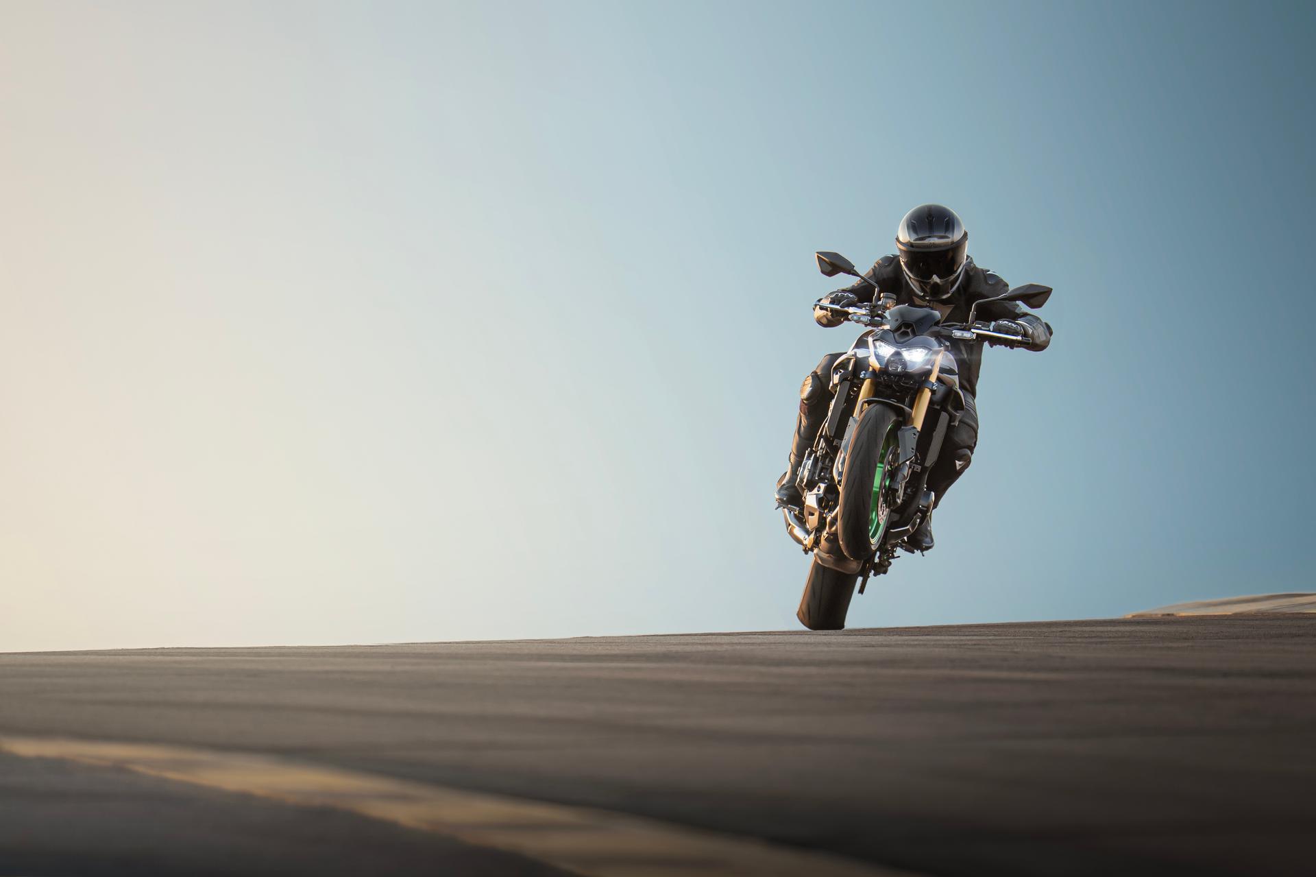 Z900 SE 2026 — galeria accion 5