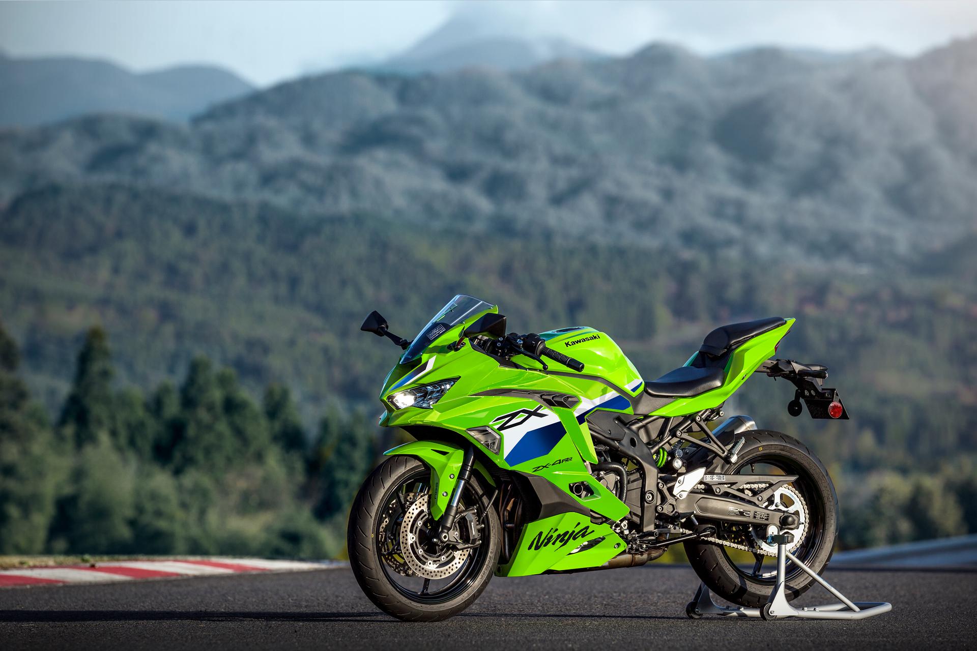 ZX-4RR 2026 — galeria accion 1