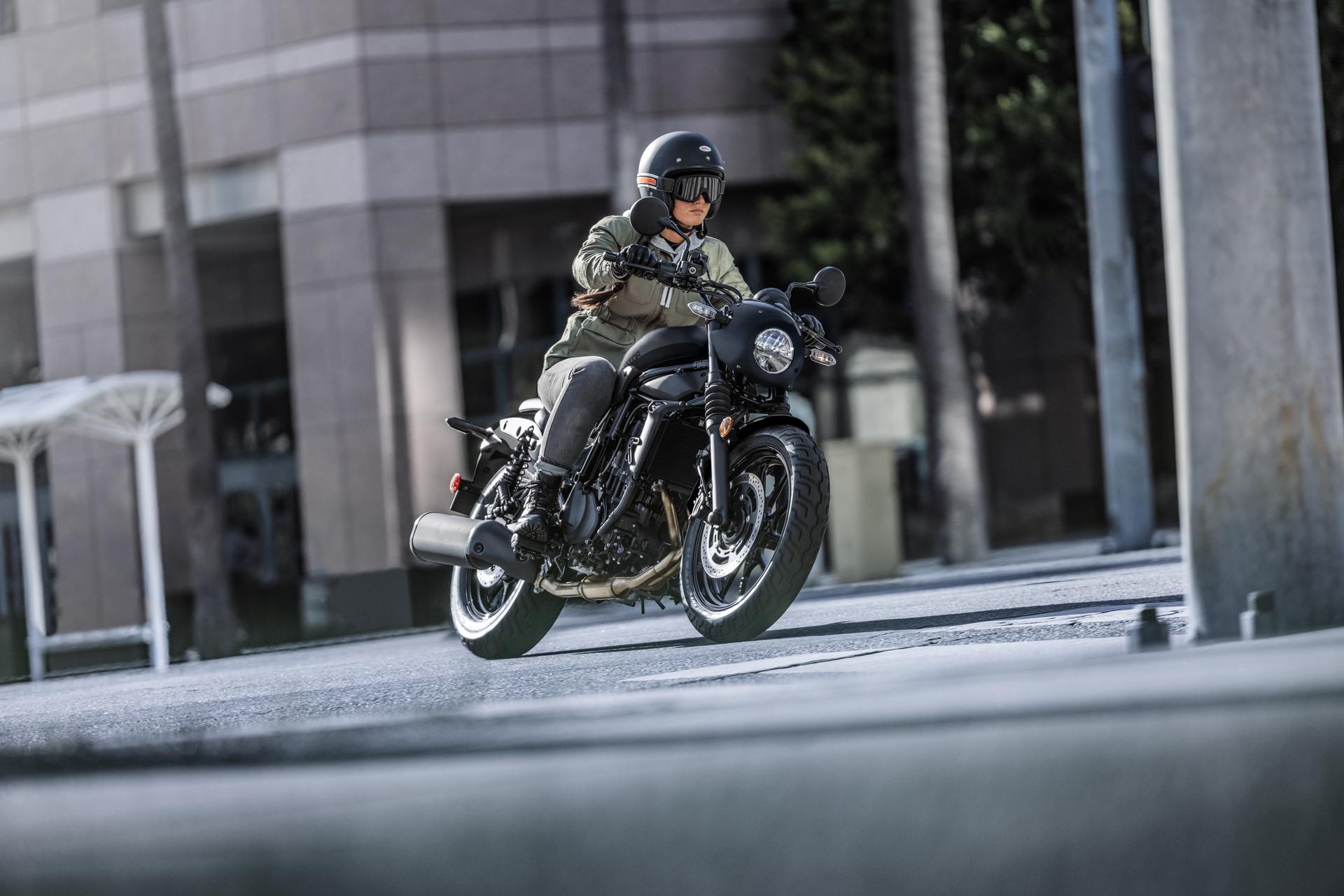 Eliminator 500 SE 2026 — detalle frontal