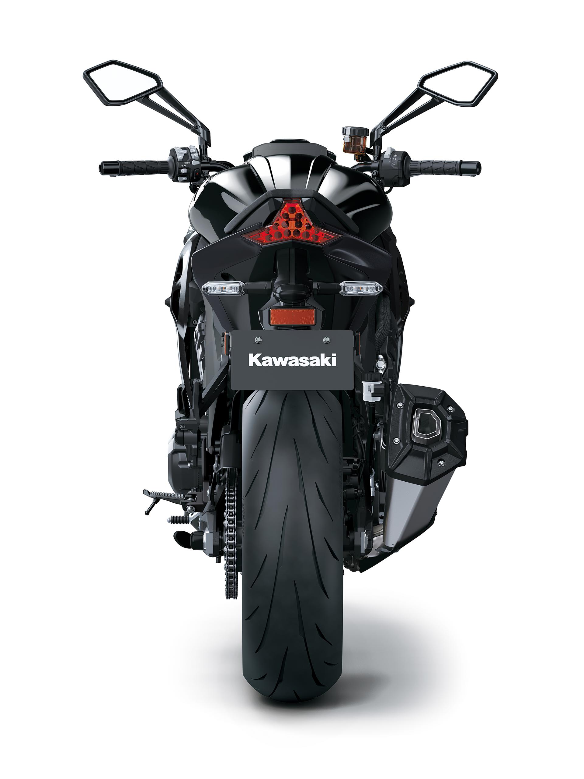 Z1100 2026 — detalle frontal