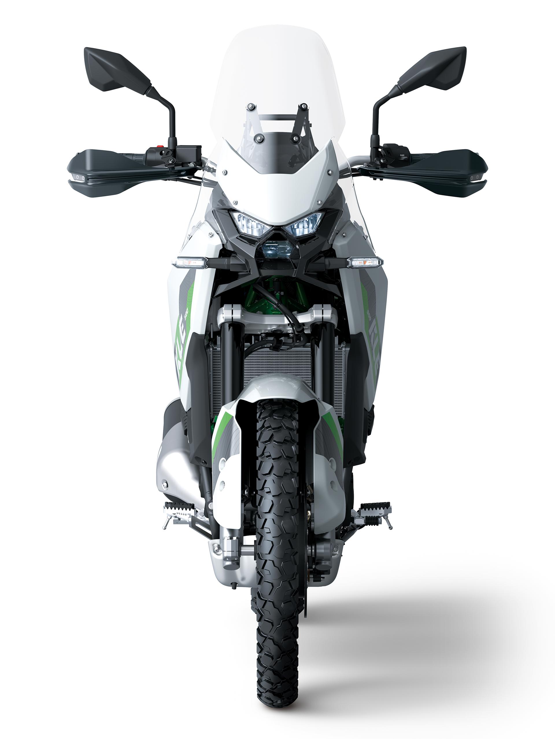 Kawasaki KLE500 SE 2026 — vista frontal alta