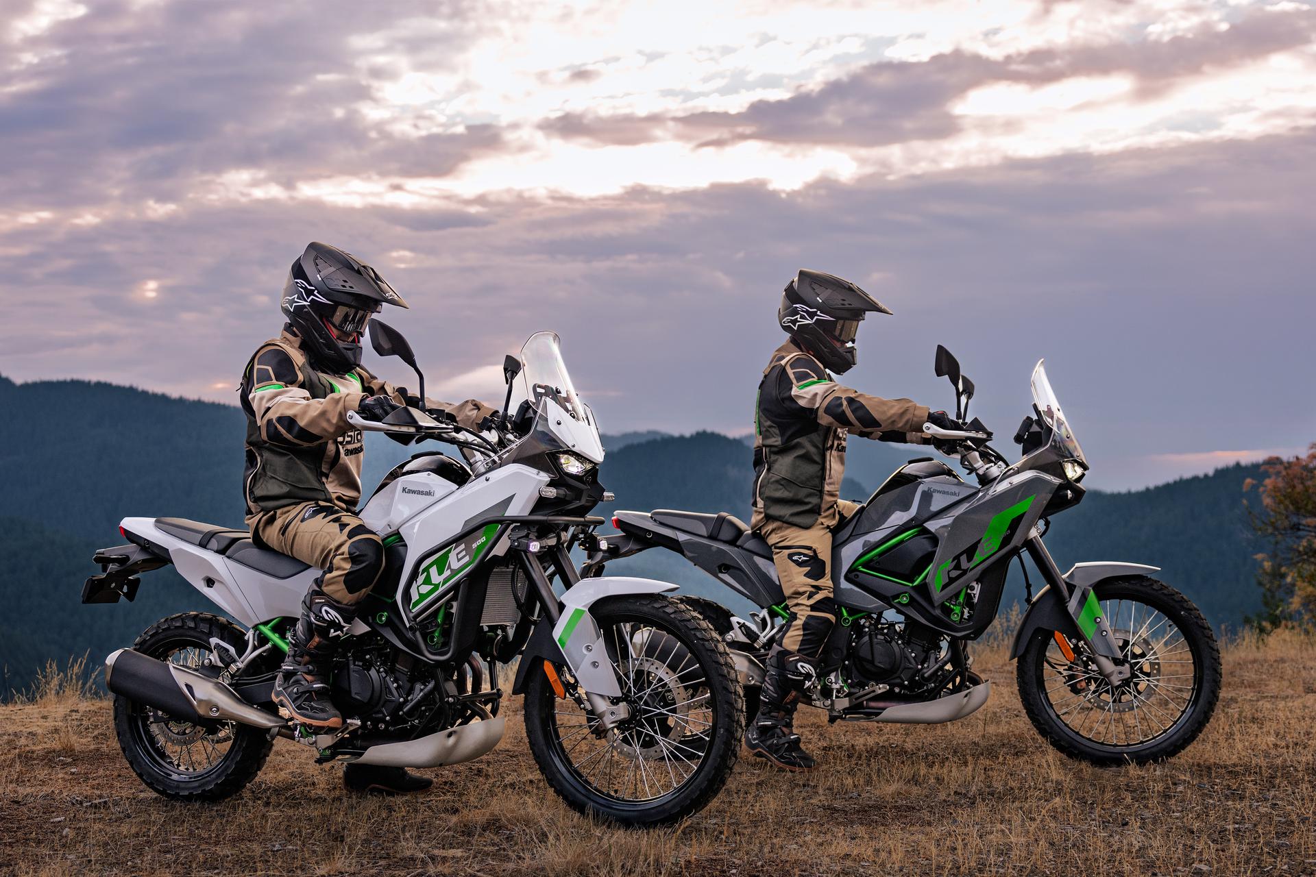 KLE500 SE 2026 — detalle trasero
