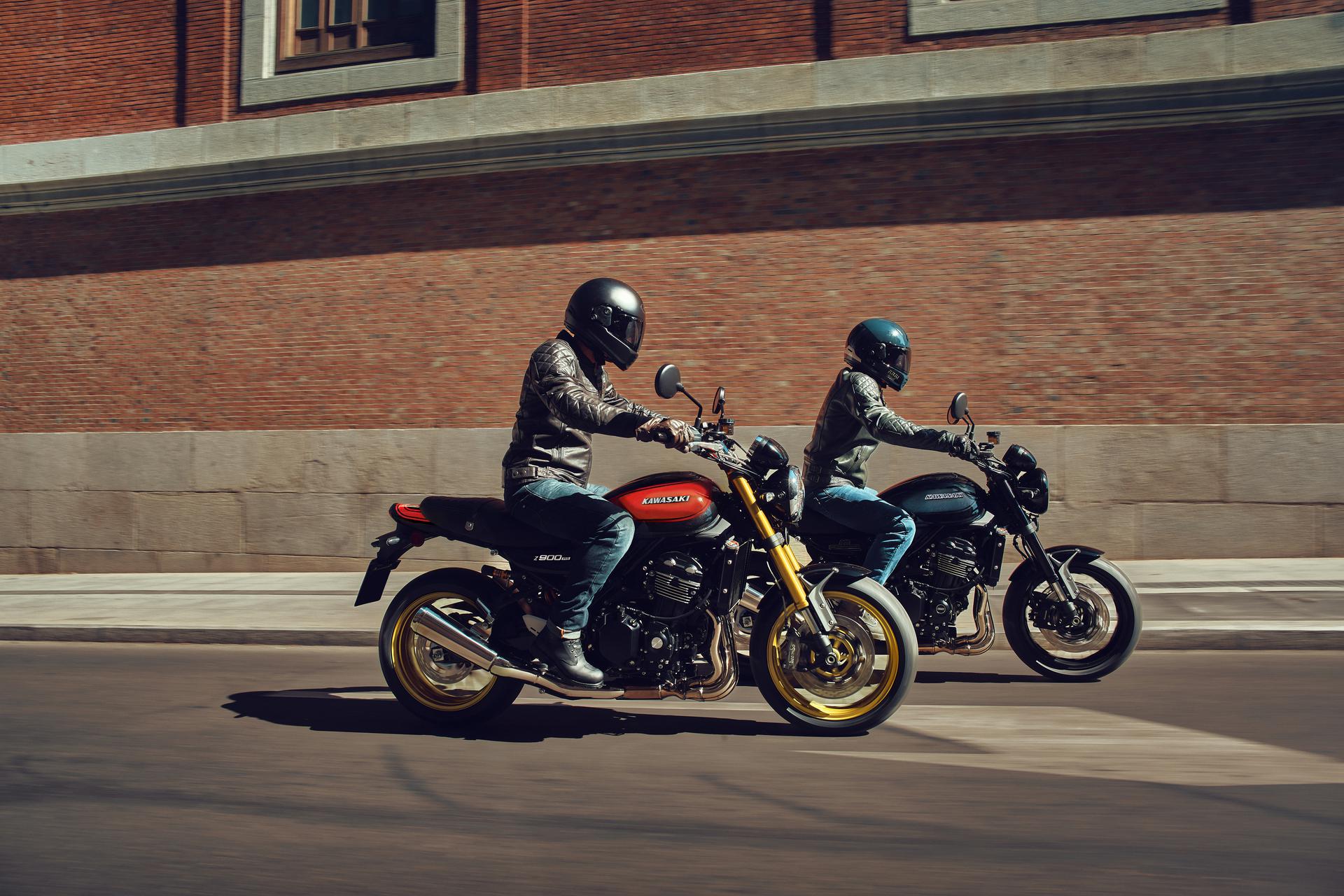 Z900RS SE A2 2026 — galería frontal RF B