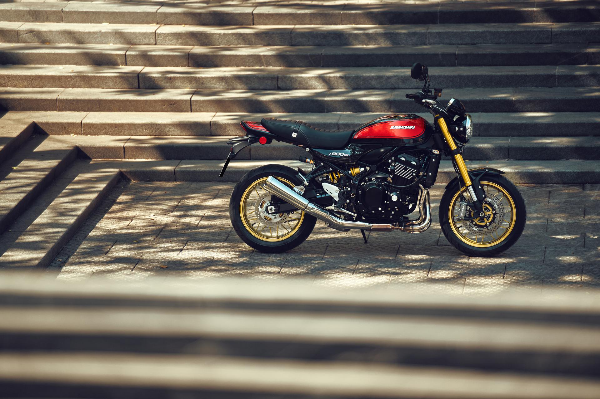Z900RS SE A2 2026 — lateral trasero RS2
