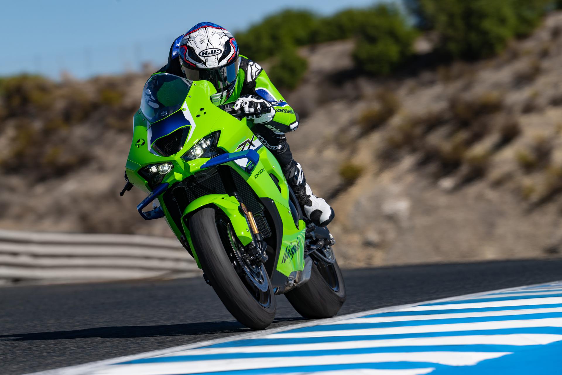ZX-10R 2026 — galeria accion 1